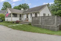 High Tide Cottage is located in town and just steps from Ogunquit Beach! - 4-Star