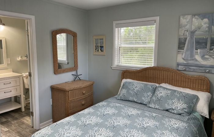 Beautiful Remodeled Home!  Close to the Beach!
