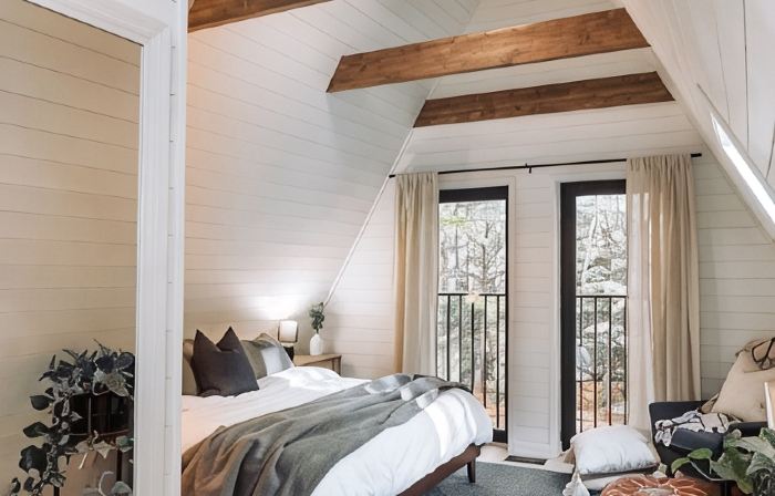 A-Frame on 6 Acres: Cedar Sauna, Privacy, Nature