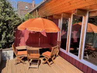 Beautiful vacation home in a top location with a large garden - for family and friends Hotels in Prerow