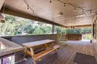 Private Getaway w/ River & Mountain Views