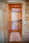On Beautiful White River, Minutes from Sylamore Creek and Blanchard Springs - 4-Star