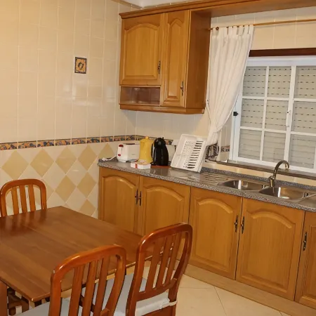 Fantastic T1 in Height w / Wi-fi fiber, 200 meters from the beach