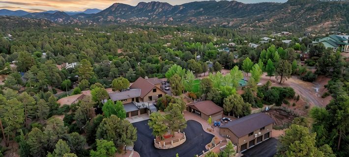 Luxury Estate on 5 Acres - Pickleball, Hot Tub, Mountain Views & Endless Fun Hôtels à&nbsp;: Payson