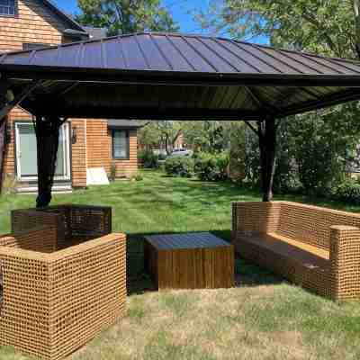 Relaxation in Greenport Hotel Exterior