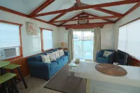 Waterfront Sunset View Aqua Villa at Conch Shell @ Mangrove Resort LLC