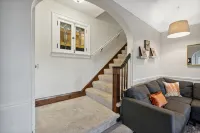 Gourmet Kitchen, King-sized Bed, Charming Ottawa Hills Colonial