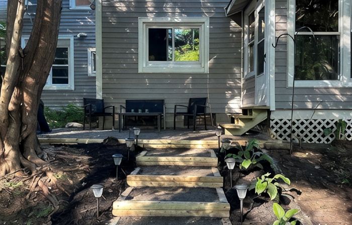 Cozy Historical Riverside Cottage on Salmon River - King and Queen Beds
