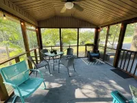 No Pets/Non Smoking 3-Bedroom Home in Counce with WiFi, AC