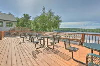 Eclectic Family Poconos Escape! Skiing 5Min Away! Firepit, Near Woodloch/Winery!