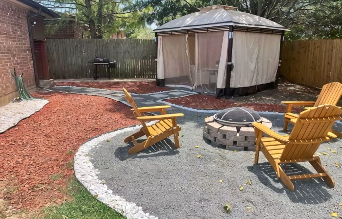 Cozy Hollyberry!  With backyard getaway!