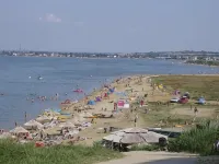 Sabunike 300m from the Beach Complete Apartment for Max. 5 Persons with Terrace - 무료 와이파이