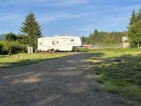 5th wheel on lot. - 3-Star