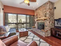 Riverfront 2BR2BA Condo. Sauna, Pool & Hot Tub. Minutes to Vail & Beaver Creek. Hotels in Eagle-Vail