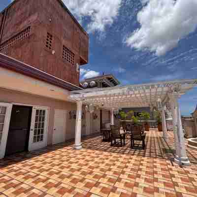Sophia Suites Residence Hotel Hotel Exterior