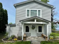 Seneca Sunsets - Waterfront, Hot Tub, Dock, Great Views, Central Location! - 3-Star