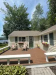 Lakefront Cozy Cottage