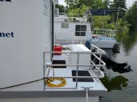 Floating Cabin at Steele Creek Marina--CAN NOT BE DRIVEN Hotels in Vance County