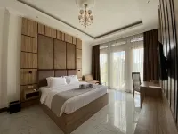 Toba Retreat Mansion and Villas