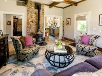 Victorian Secrets 1897 Home - Curious? Eclectic, convenient & ❤️ of wine country Hotele w: Newberg