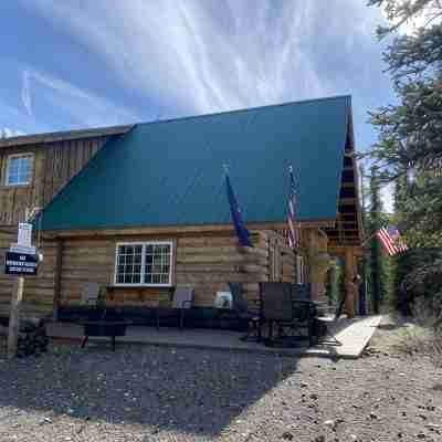 Log House on Denali Airstrip at Mile Post 229.5 of the Parks Highway. Hotel Exterior