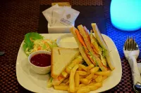 Nejoum Al Emarate Hotel Sharjah - servizio colazione