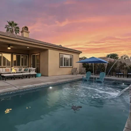 Desert Oasis  in Terra Lago Enjoy Coachella XL  Pool. Remodeled Inside Duel AC