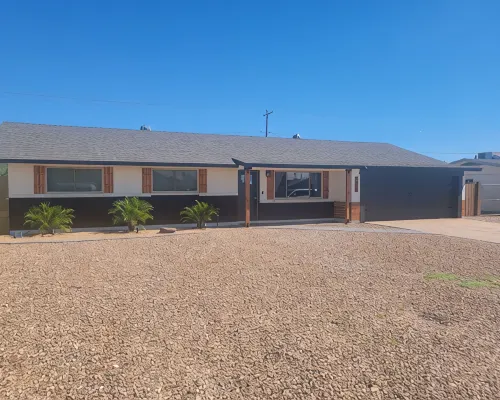 Lodging and entertainment all wrapped into one great place! Hotels in Apache Junction