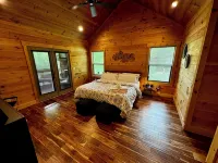 Summer Vaca Deals-Book Today; 8 Min to Downtown - Hot Tub, Game Rm, Firepit