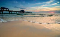 Spacious,Family Friendly 4Br Home, Enclosed Pool, Minutes 2 Beach! - Swimmingpools