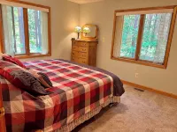 10 acres of woodland PRIVACY:  charming 3-bedroom home by Manistee w/ WiFi, AC - 4-Star
