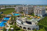 Novum Garden Side Hotel - 5-Star