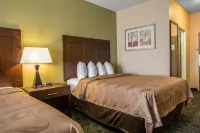 Quality Inn & Suites Bloomington I-55 and I-74 - 2-Star