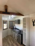 Rushmore Ranch Guest Cabin - 샬레 호텔