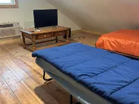 SPRING CREEK GETAWAY! 2 BEDROOM,1 BATH HOUSE BACKED UP TO OPEN SPACE!!! Hotels in Sully County