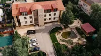 Pride-Hotel Hotel di 