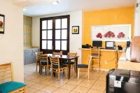 Happy Express Hotel