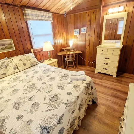 Semi-Oceanfront 🏄♀️Oceanviews🌊 on a Private Access Road⛱ 50 feet to the beach