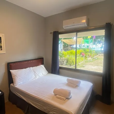 Seaside Traveler's Inn by Camiguin Island Home