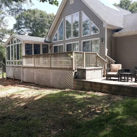 Cute House on Lake Hartwell- Dock Access!PETS ALLOWED!