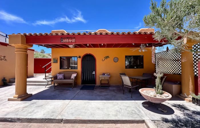 Charming 1-BR house, Bahía la Choya, Starlink WiFi, AC, roof deck, dog friendly