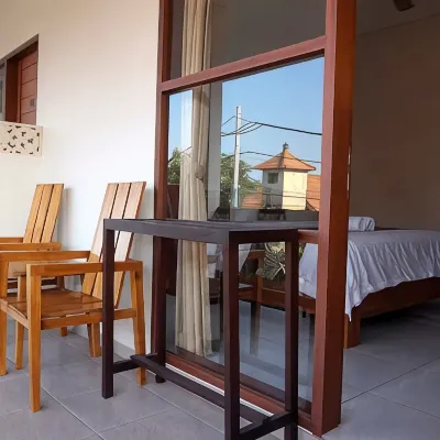 Sweet Corner Guest House Hotels near Segara Beach