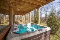 Modern Luxury I Hot Tub I Hiking