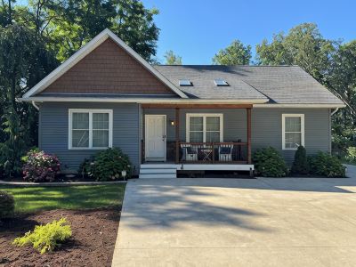 Charming Home Near Psu - Built for Memorable Game Days and Family Visits