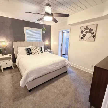 Sunset Hideaway: Your Luxury Dream Summer Retreat