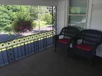 Cozy, Quaint, entire 1 Bedroom Apt. - Apartments