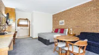 Rodney Motor Inn - Parvekkeita
