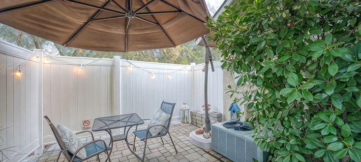 Acorn Cottage / Hot Tub / E V Charger/Yosemite Area Hotels in Madera County