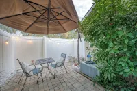 Acorn Cottage / Hot Tub / E V Charger/Yosemite Area