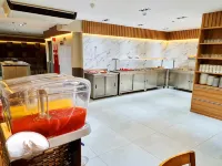 Vipper Hotel - breakfast